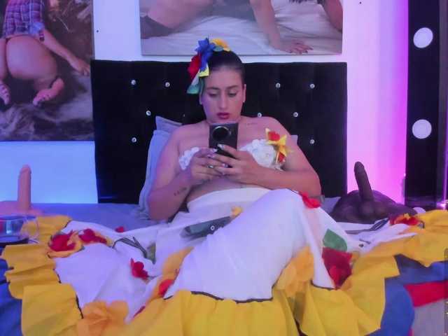 cataleya-campos live cam on BongaCams