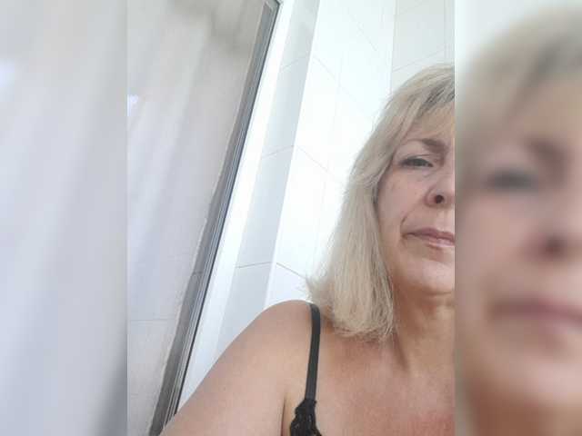 mery8poppins live webcam show