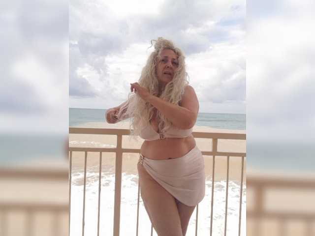 mery8poppins Cam en directo en BongaCams
