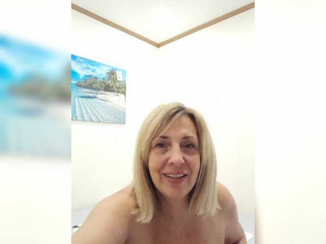 mery8poppins live cam on BongaCams