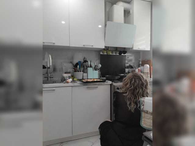 mery8poppins live cam on BongaCams