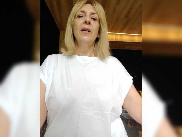 mery8poppins live cam on BongaCams