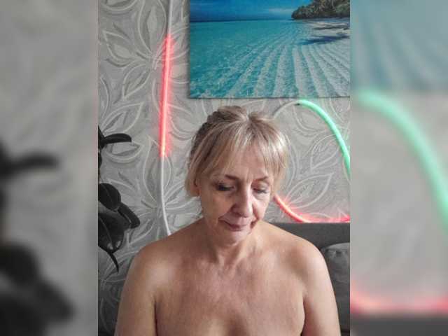 mery8poppins live cam on BongaCams