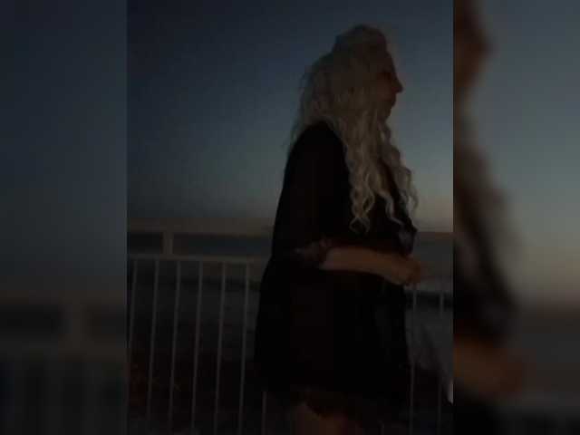 mery8poppins live webcam show