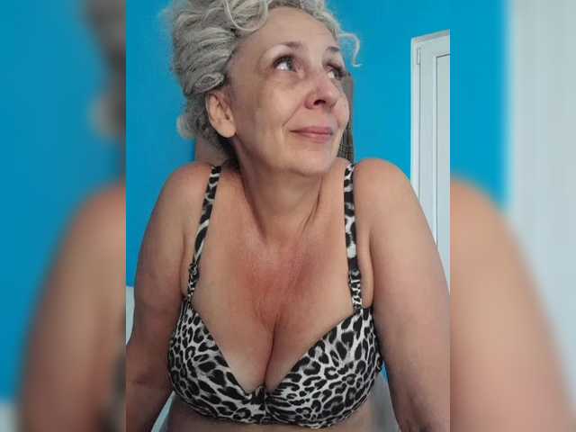 mery8poppins live webcam show