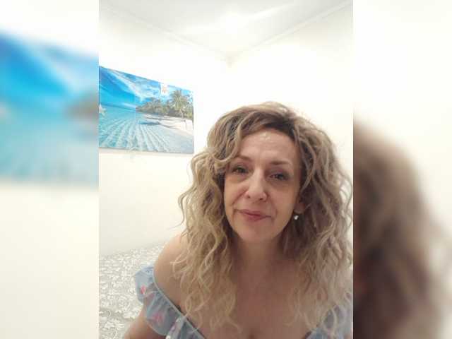 mery8poppins's BongaCams show and profile