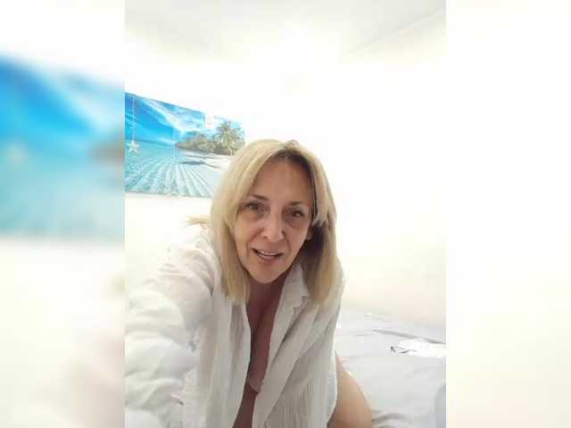 mery8poppins live cam on BongaCams