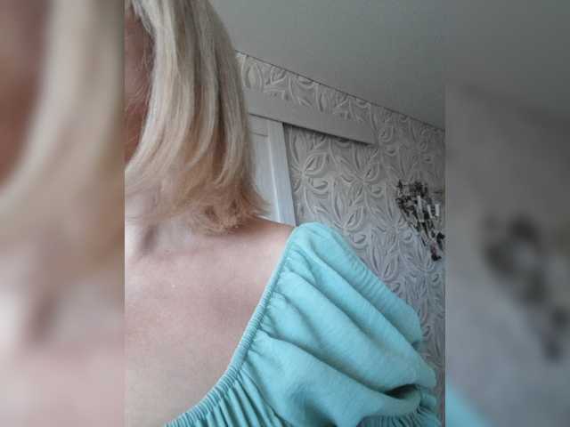 mery8poppins live cam on BongaCams