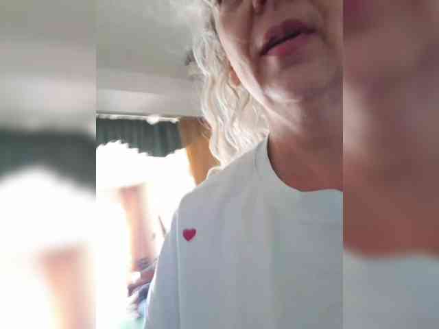 mery8poppins webcam