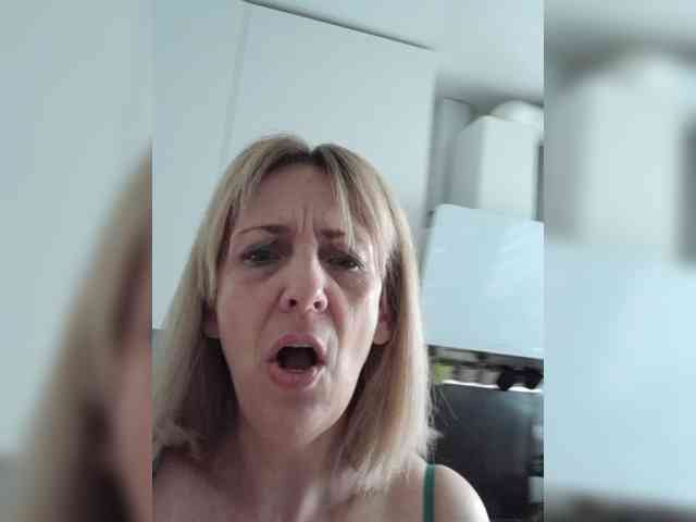 mery8poppins Sex Cam Show