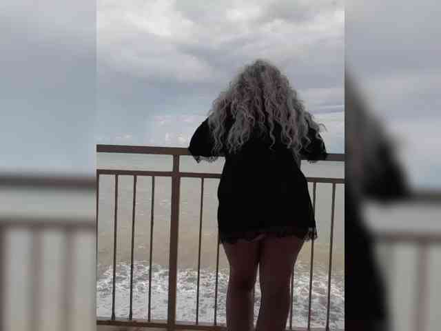 mery8poppins webcam