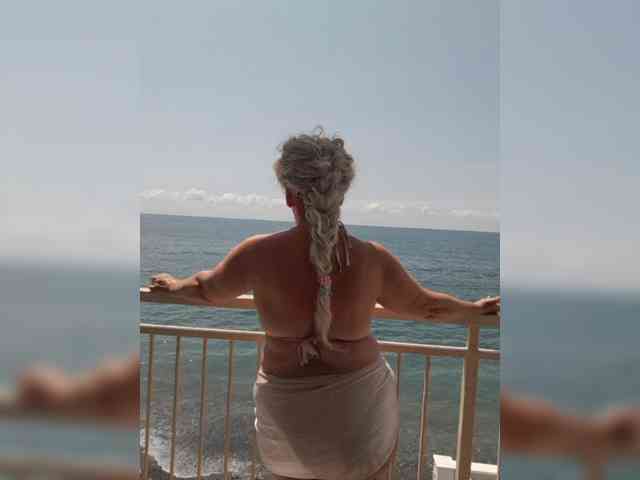 mery8poppins webcam