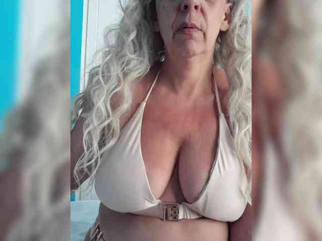 mery8poppins webcam