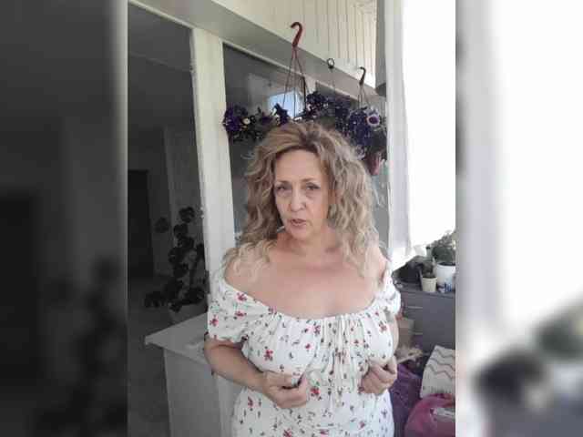 mery8poppins webcam