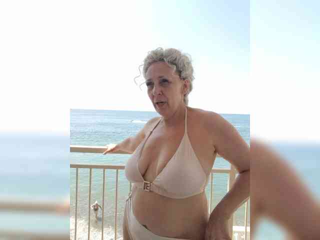 mery8poppins webcam