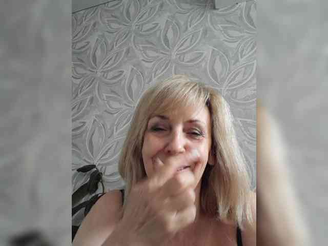 mery8poppins Sex Cam Show