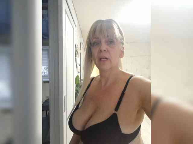 mery8poppins webcam