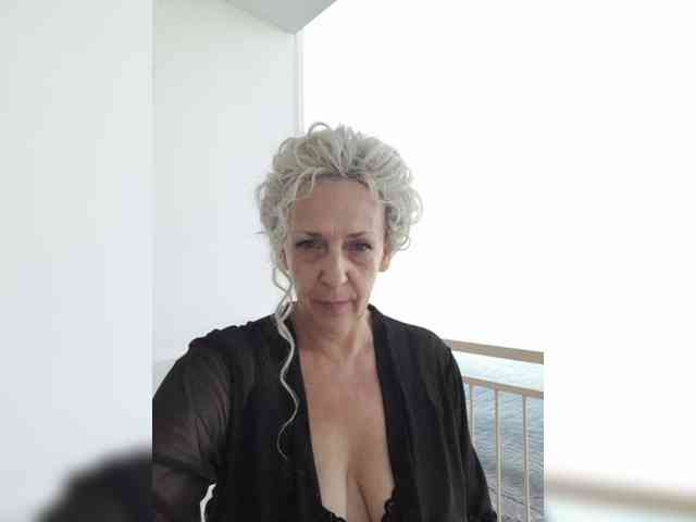 mery8poppins webcam