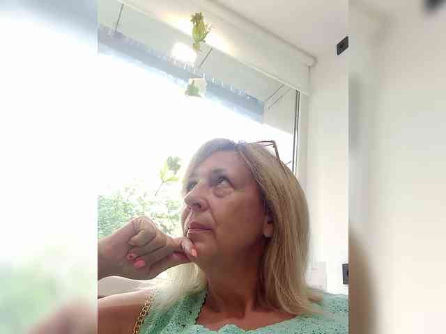 mery8poppins webcam