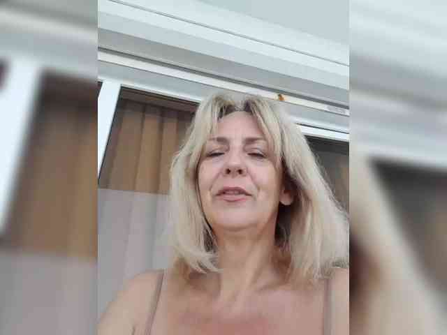 mery8poppins webcam