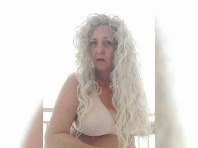 mery8poppins webcam