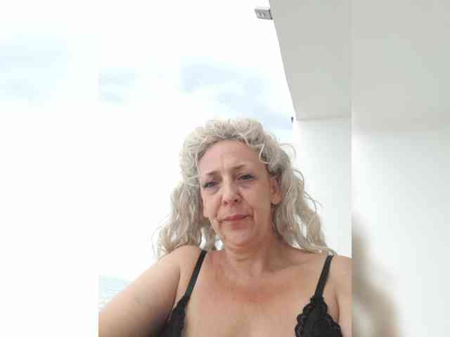 mery8poppins webcam