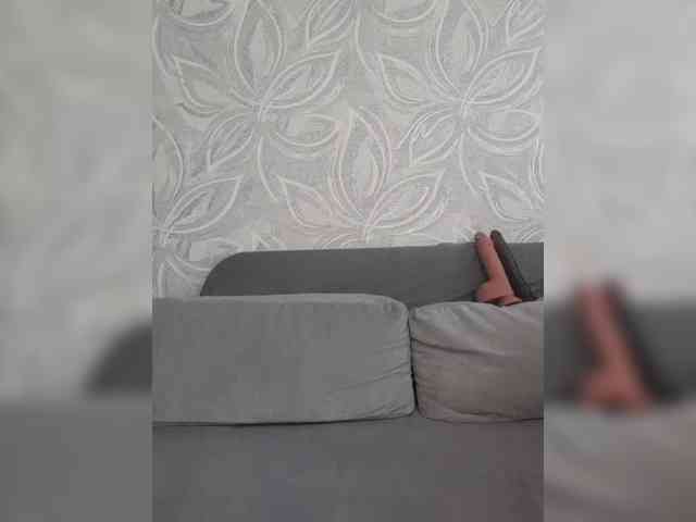 mery8poppins live female cam on bongacams