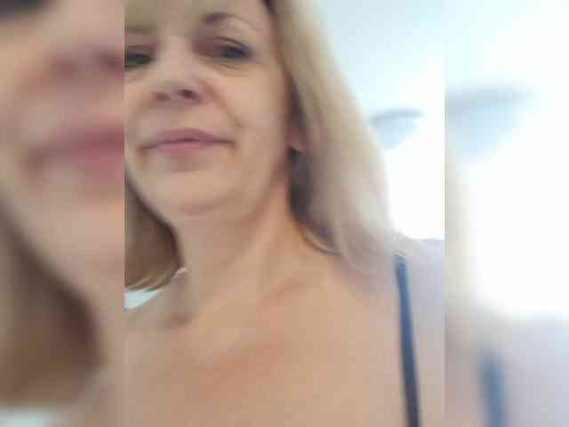 mery8poppins Sex Cam Show