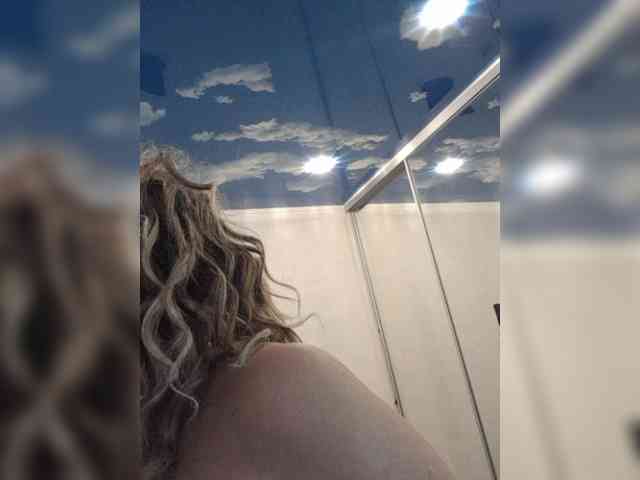 mery8poppins webcam