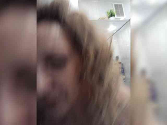 Dieses Model ist jetzt live. mery8poppins