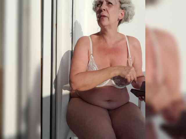 mery8poppins webcam