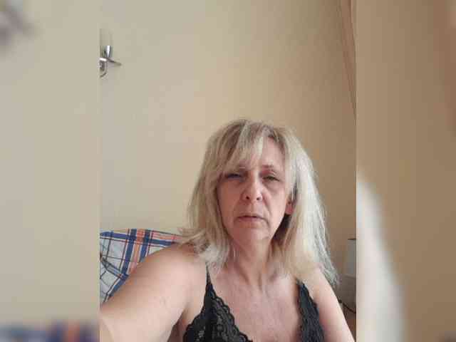mery8poppins webcam