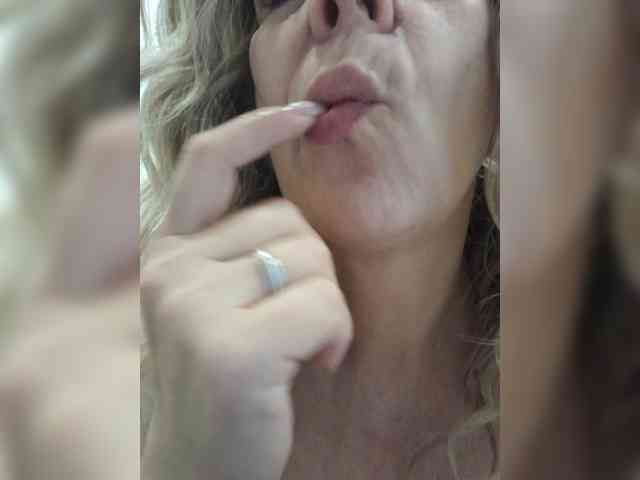 mery8poppins webcam