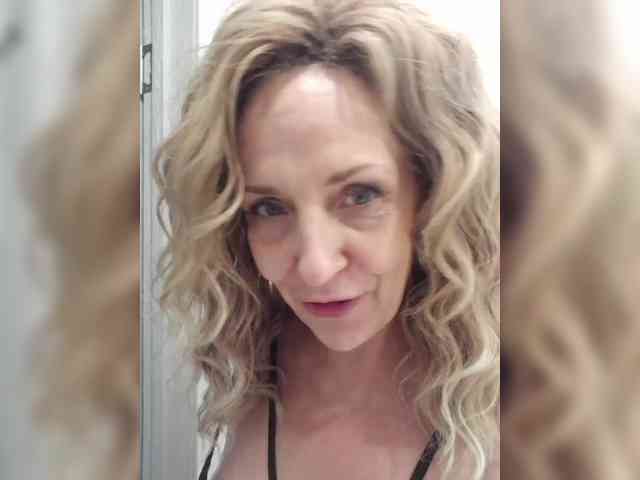 mery8poppins webcam
