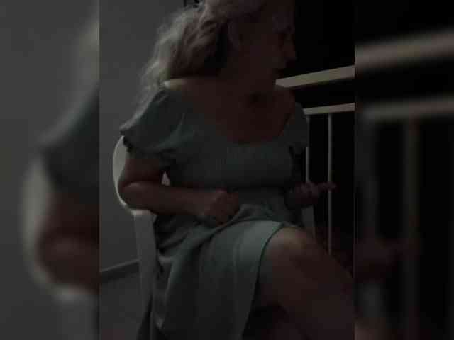mery8poppins webcam