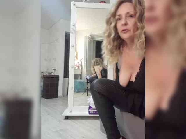 mery8poppins webcam