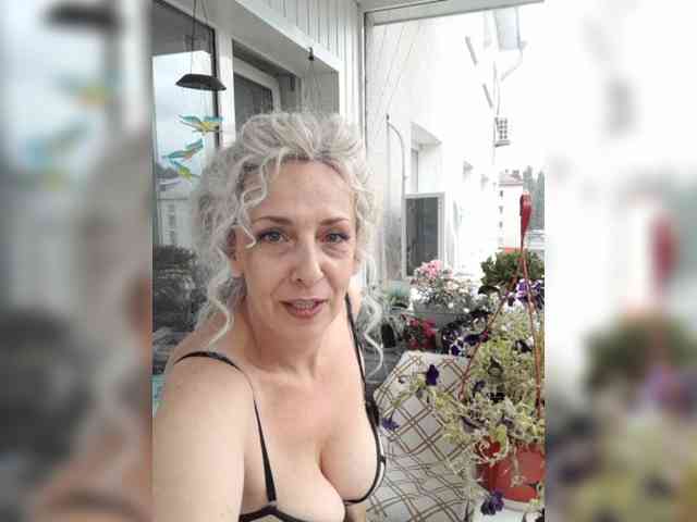mery8poppins webcam