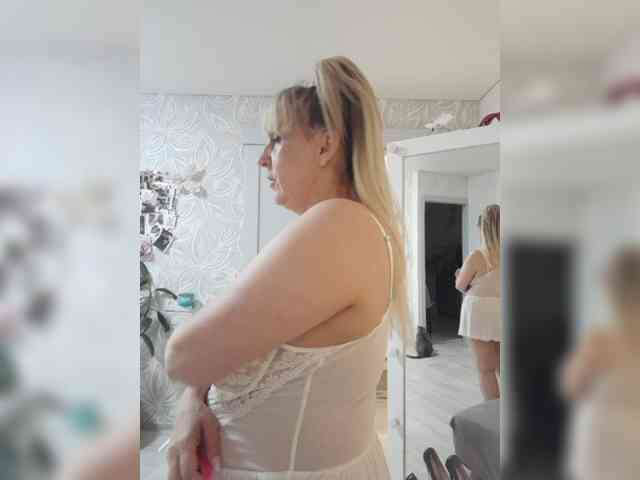 mery8poppins webcam