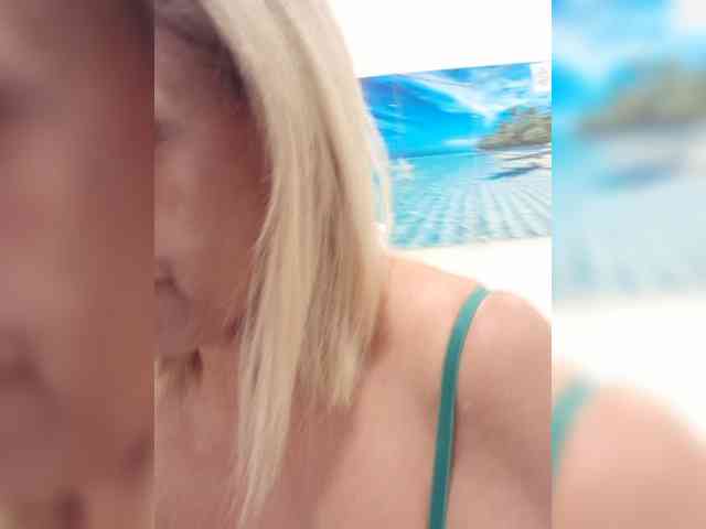 mery8poppins webcam