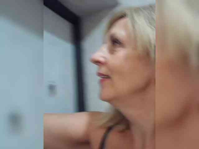 mery8poppins webcam