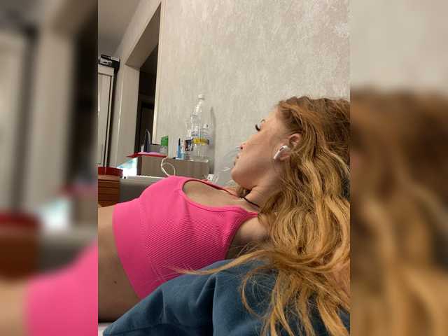 YourBarbiee live cam