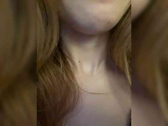 YourBarbiee webcam