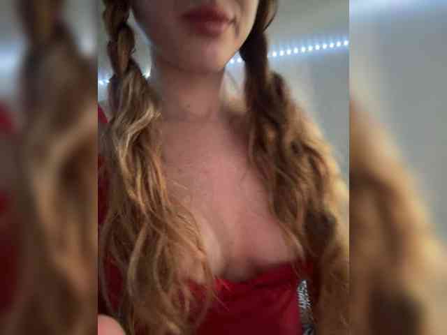 yourbarbiee's live room