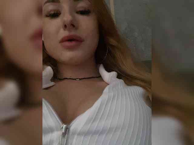 YourBarbiee webcam