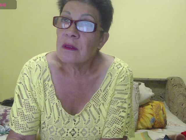 Sandra-Carina live cam on BongaCams
