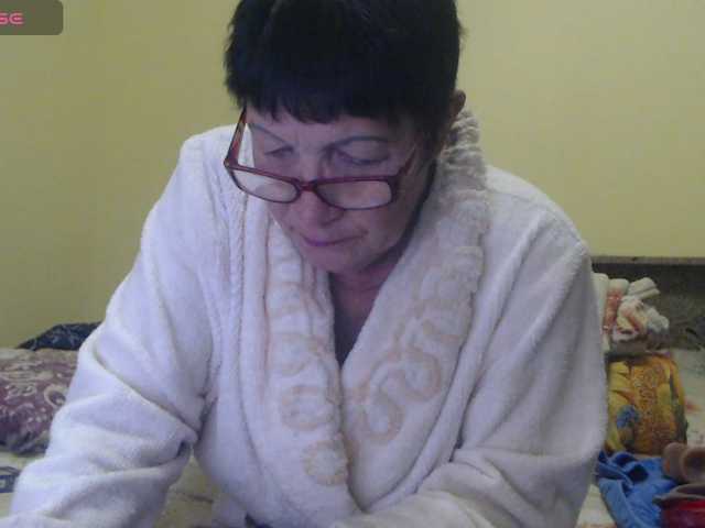 Sandra-Carina, en vivo ahora en BongaCams