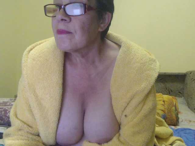 Sandra-Carina live cam on BongaCams