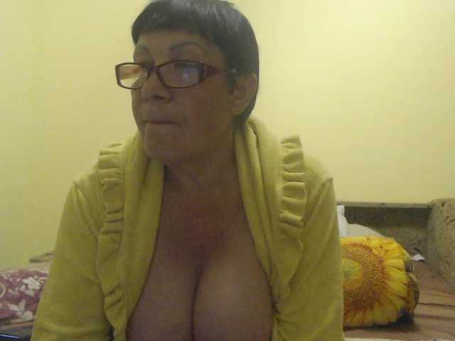 Sandra-Carina live cam on BongaCams
