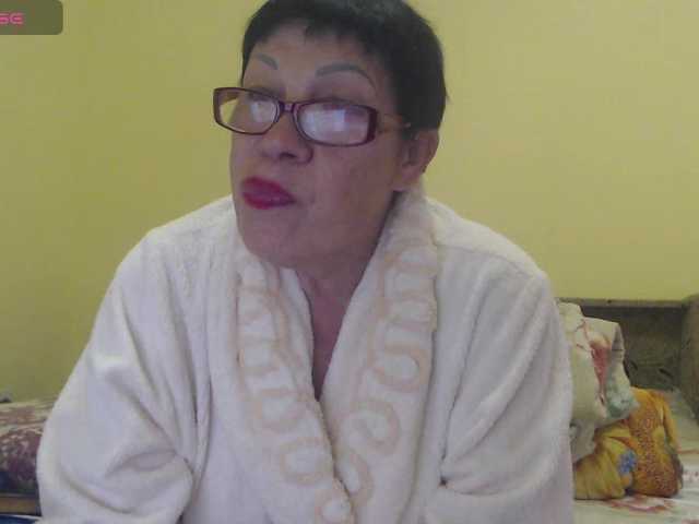 Sandra-Carina — live female cam