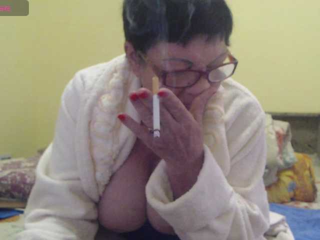 Sandra-Carina — live female cam